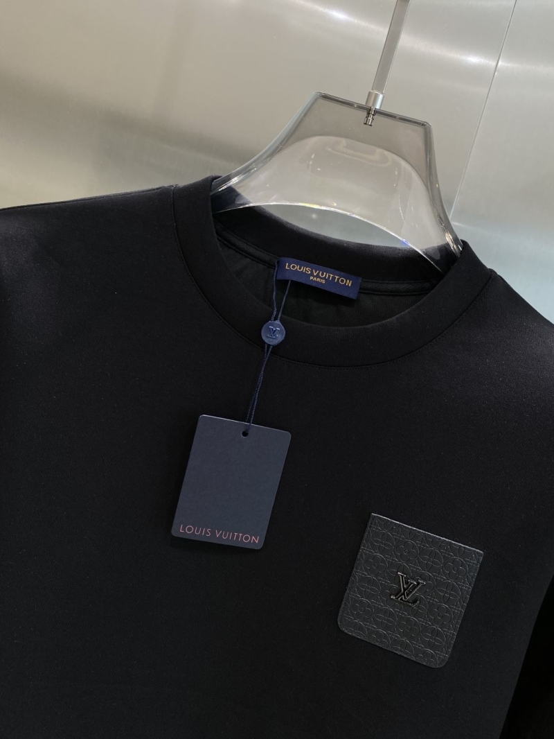 l0vis Vvtt0n t-shirt